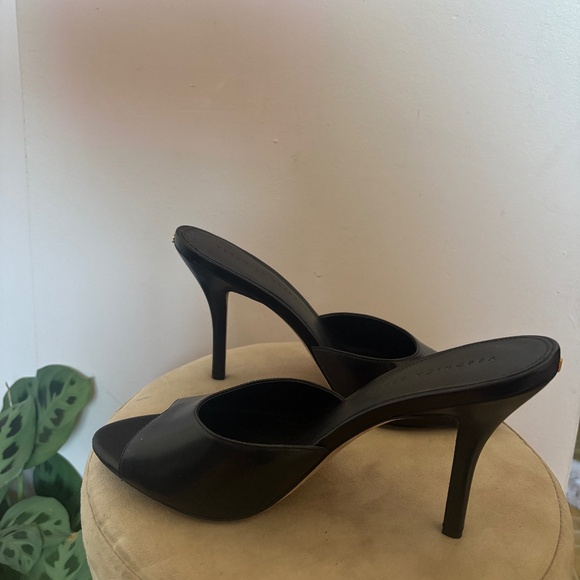 Veronica Beard sandal - Picture 1 of 4